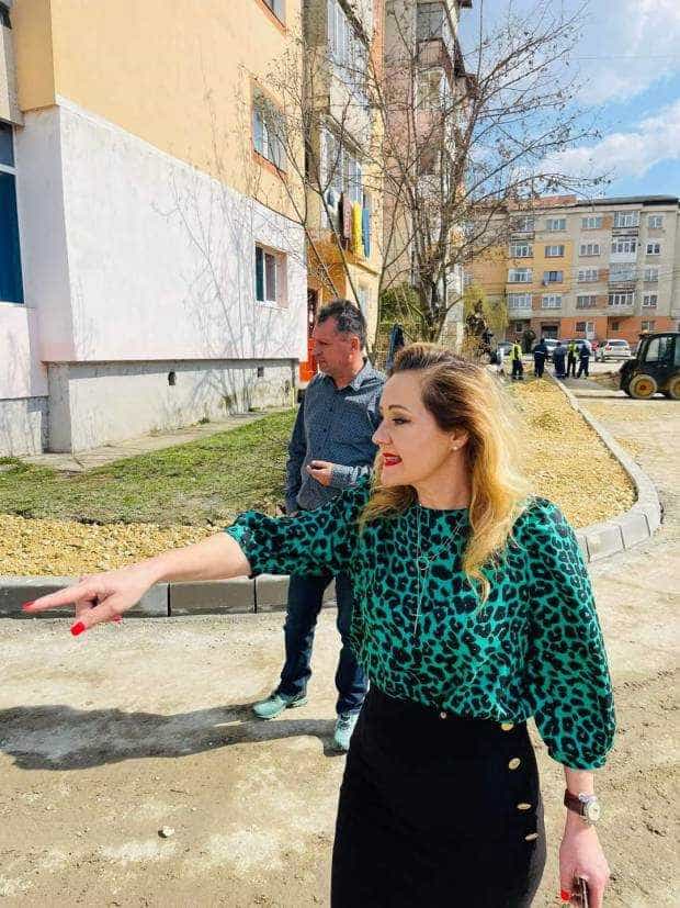 Orașul Câmpulung va avea primul Mall. Primărița Lasconi, în extaz