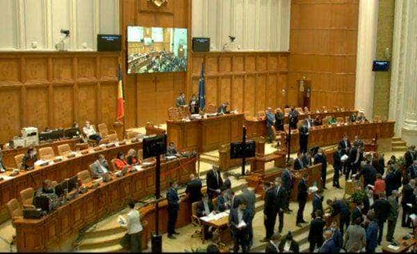 Plenul Camerei Deputaților a adoptat proiectul de modificare a Codului penal