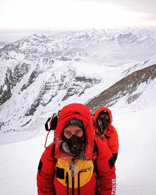 O româncă a reușit să urce la peste 8.000 de metri, pe Vf. Annapurna