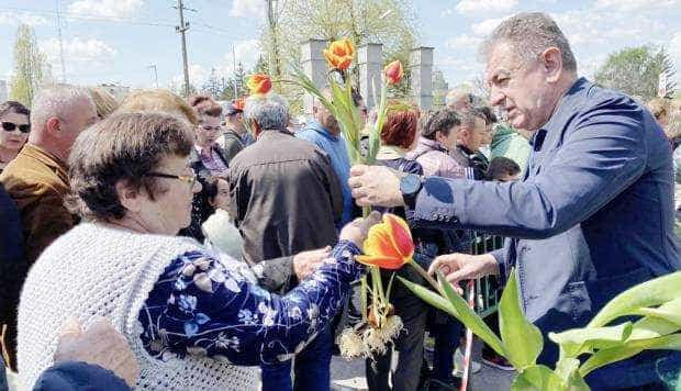 Piteşti, de 50 de ani, Oraşul lalelelor. Piteştenii şi turiştii s-au bucurat de primăvară la Simfonia Lalelelor