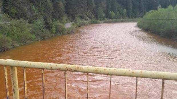 Comitet pentru situații de urgență, convocat la Mediu după prăbușirea unei mine