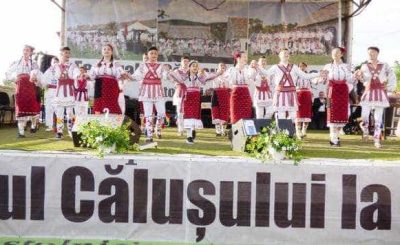 12-Festivalul-Calusului-Stolnici02-1504