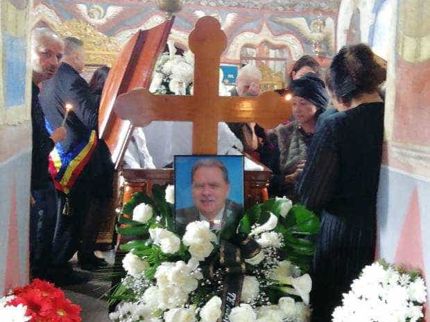 Constantin Nicolescu, slujbă de înmormântare la biserica unde s-a cununat