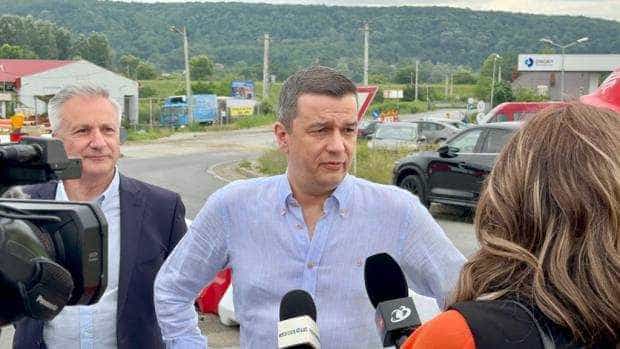 Ministrul Grindeanu, în Argeş, pe şantierul tronsonului 5 al autostrăzii spre Sibiu