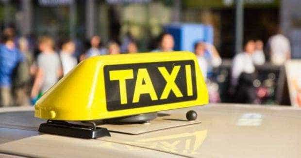 Taxiurile-robot fără șofer au ajuns pe străzile din SUA, fiind disponibile tuturor cetățenilor
