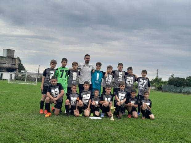 Cupa Topoloveni 2023: Peste 140 de copii au sărbătorit zilele orașului jucând fotbal