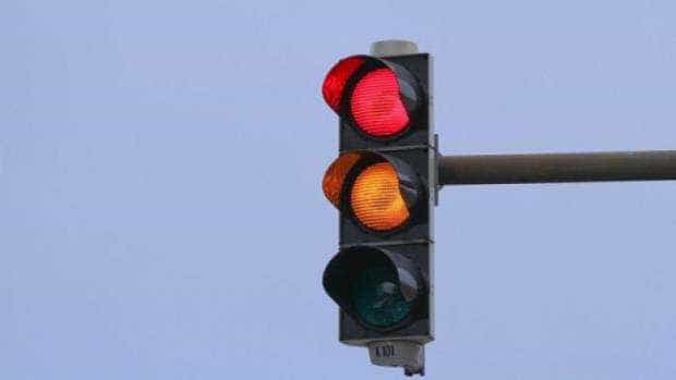 Argeș: Nu au respectat semnificația semaforului și au rămas fără permis