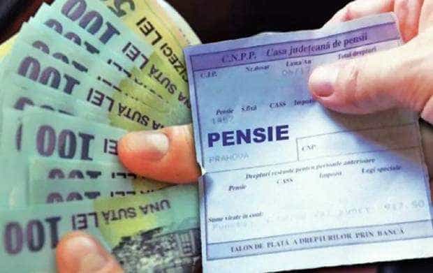 Poşta Română anunţă că a început distribuirea în avans a pensiilor pentru luna mai
