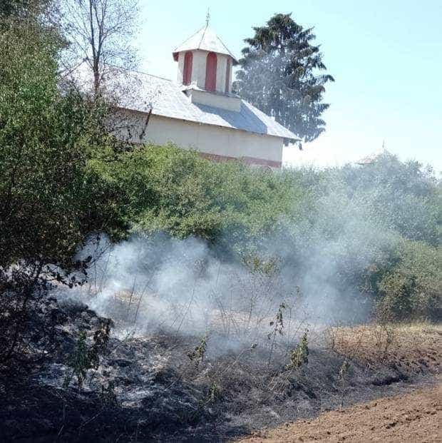 Biserica din Bârla în pericol de a arde