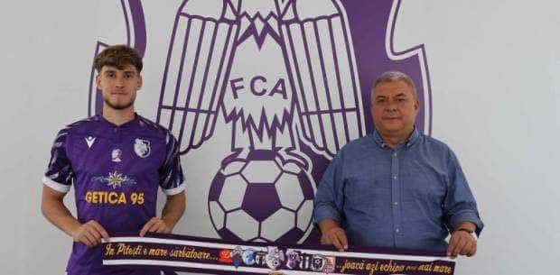 Încă un transfer la FC Argeș, al 16-lea! Bun venit, Bogdan Lazăr, de la Academia lui Hagi!