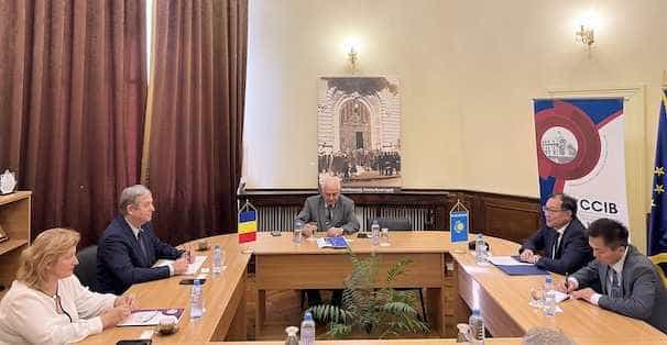 Prima vizită la Palatul CCIB a E.S. domnul Ali YERLIK, Ambasador Extraordinar și Plenipotențiar al Republicii Kazahstan în România
