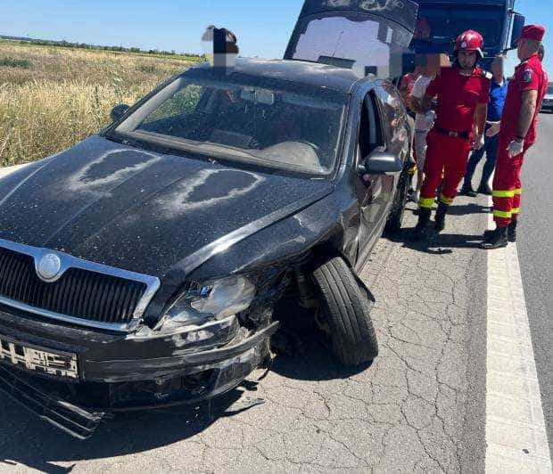 Un tir și două mașini – accident lângă Pitești, pe autostradă