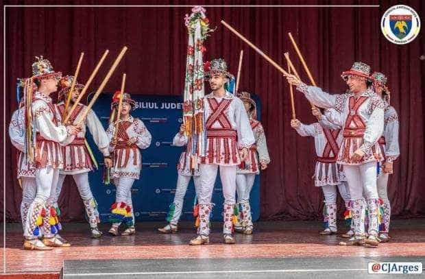 „Doina Bascovului”, singurul ansamblu argeșean care participă la Festivalul – Concurs Național de Folclor „Mioveni”