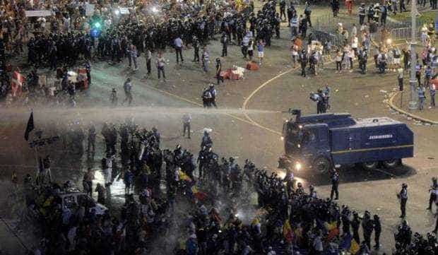 După 5 ani,  16 jandarmi au fost trimişi în judecată în Dosarul „10 august”