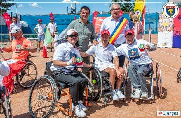 Sportivi din patru continente au jucat tenis în Bascov