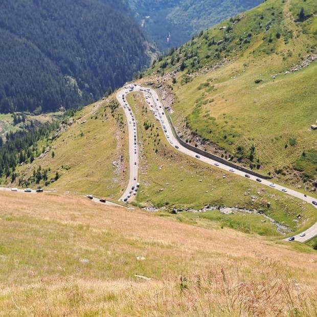 Aglomerație pe Transfăgărășan. Coloană de mașini de 5 km