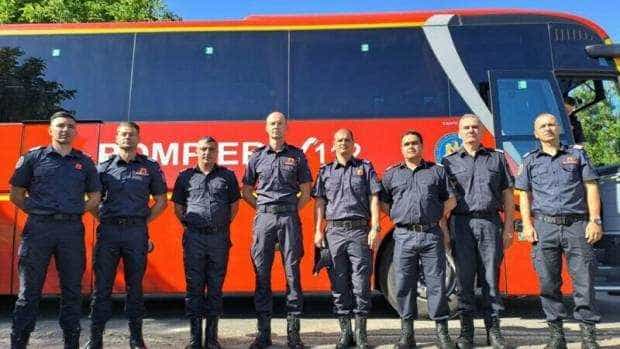 România trimite în Franța al doilea contingent de pompieri