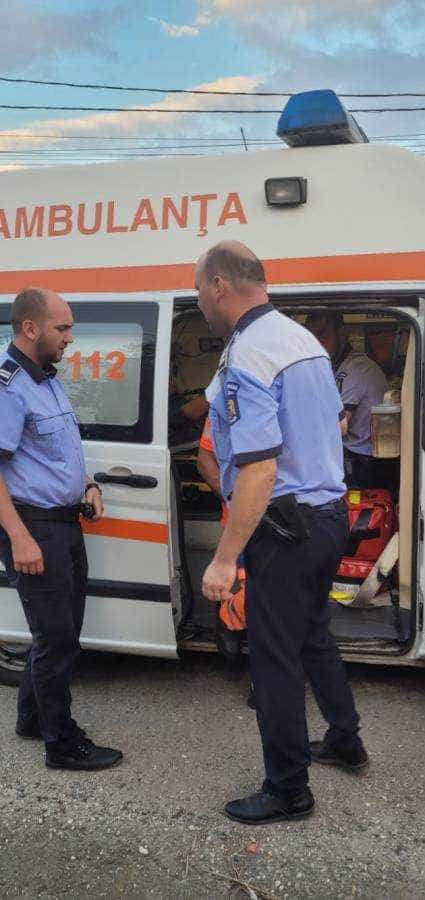 Argeș. Bărbat coborât din ștreang și salvat de polițiști