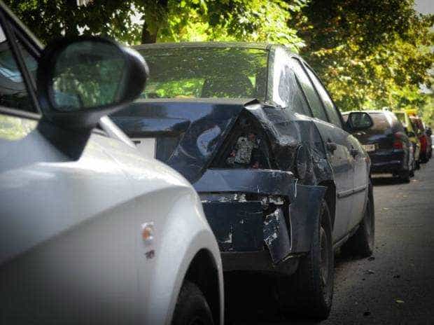 Carambolul cu șase mașini de la Merișani provocat de un șofer din Arad care a accidentat o șoferiță din Bulgaria