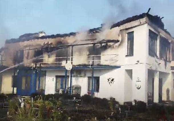 Casa de vacanţă a fostului ministru Miron Mitrea, incendiată de un fost angajat