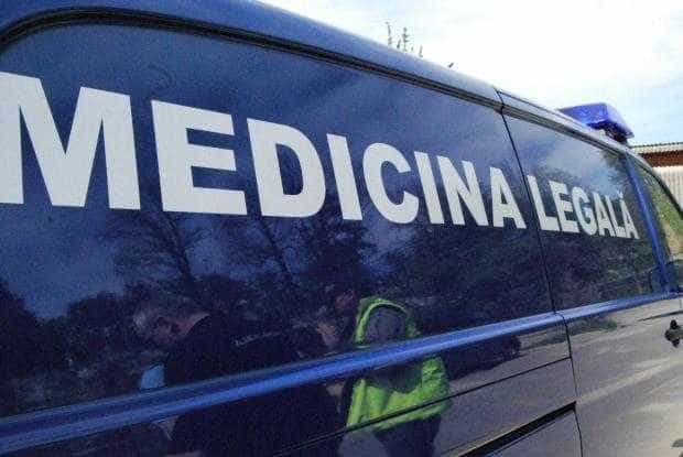 Argeşean găsit mort în casă, tăiat la o mână! Avea 55 de ani
