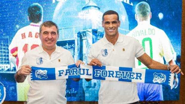 Superstarul brazilian Rivaldo a devenit acţionar la Farul Constanţa