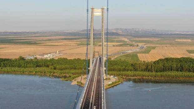 Podul de la Brăila a intrat în reparații la doar două luni de la inaugurare