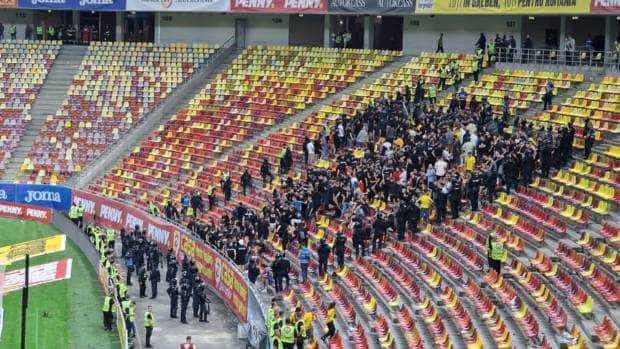 Doar copiii sub 14 ani vor avea acces în tribune la meciul România – Andorra. UEFA a decis sancțiunile după incidentele de la meciul cu Kosovo