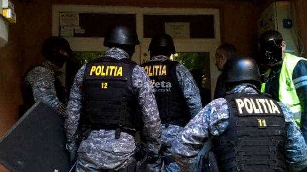 Percheziții la contrabandiști: 10 milioane de țigarete ascunse printre dulciuri