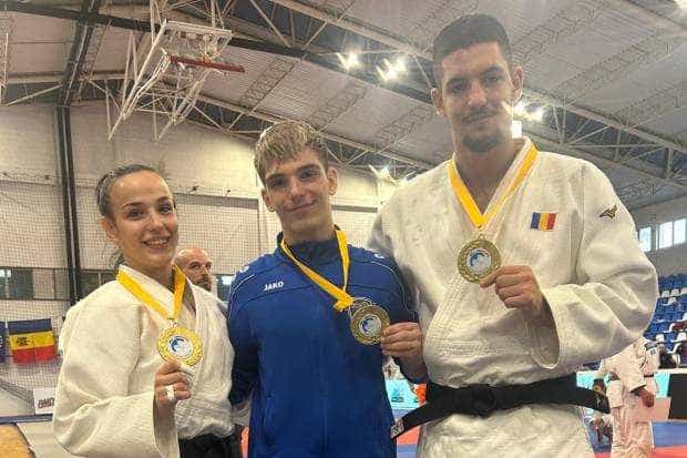 Medalii pentru sportivii piteșteni la Campionatul Balcanic de Judo