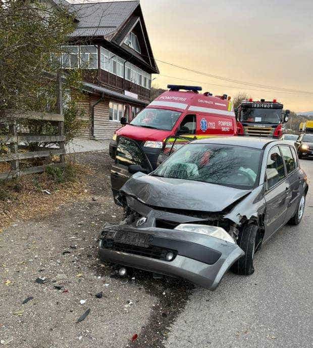 Valea Mare Pravăț. Accident cu 3 mașini. Victima, 20 de ani
