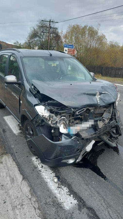 Accident la Drăganu, în Argeș. Un rănit, dus la spital