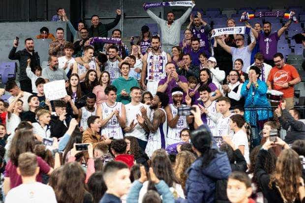 Seară de poveste la Piteşti Arena! FC Argeș Basketball, o nouă victorie!