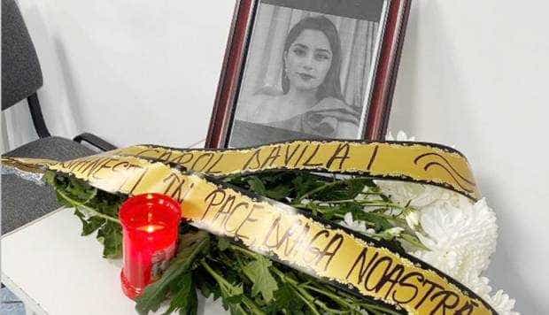 Soţia primarului de la Boţeşti, înmormântată după ritualul sinucigaşilor