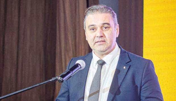 Liberalul Cosmin Petrescu şi-a lansat candidatura pentru Primăria Curtea de Argeş. „Vrea să facă ALTFEL de administraţie locală”