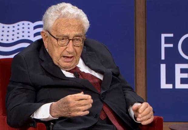 Henry Kissinger, figură marcantă a diplomaţiei americane, a murit la vârsta de 100 de ani