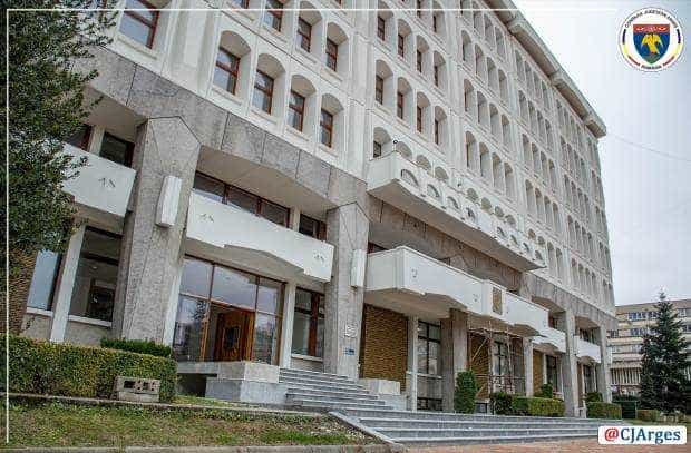 Reabilitarea Palatului Administrativ din Pitești se apropie de final
