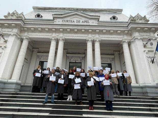 Cum vor protesta judecătorii Curții de Apel Pitești dacă nu vor primi salariile cerute