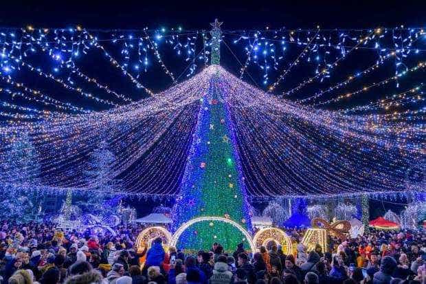 Spectacole la Târgul de Crăciun de la Mioveni
