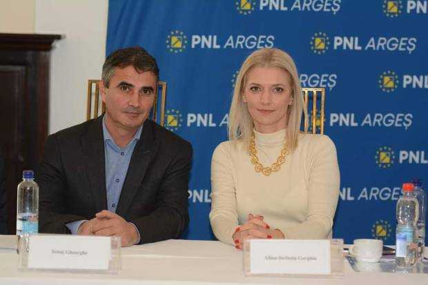 Directorul CAS Argeș, candidatul PNL la Primăria Călinești