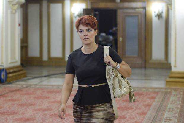 Primarul Craiovei vrea să desființeze Ansamblul folcloric „Maria Tănase” şi Casa de Cultură