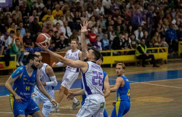 FC Argeş Basketball a pierdut şi la Sibiu. „Focusul jucătorilor a lipsit”