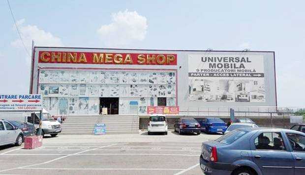 Chinezul de la China Mega Shop Piteşti, judecat pentru vânzarea de produse contrafăcute
