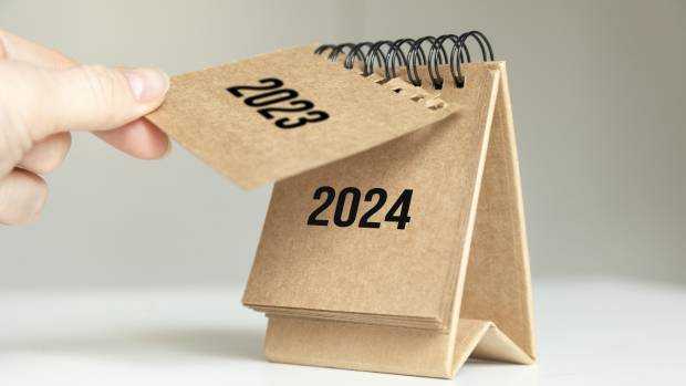 Sondaj: Ce așteptări au românii în anul 2024