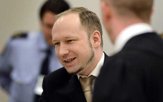 Breivik, teroristul care a ucis 77 de persoane, dă în judecată Norvegia pentru încălcarea drepturilor