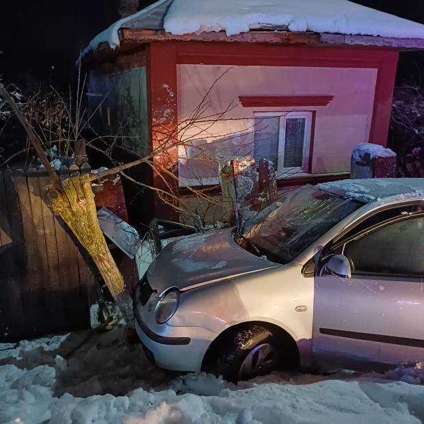 Urmările ninsorii. 33 accidente rutiere în Argeș