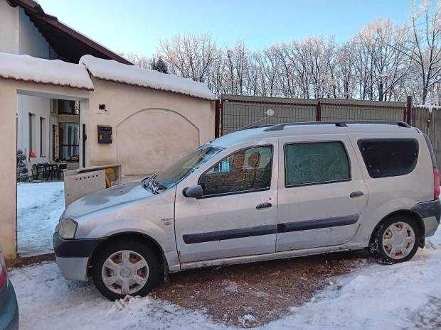 A intrat cu mașina în branșamentul de gaz