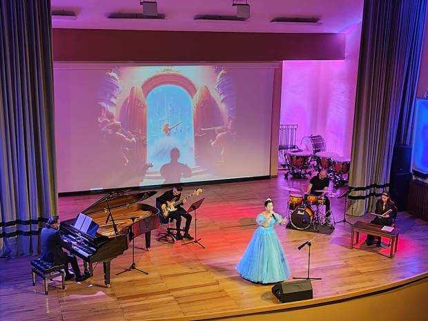 Cenușăreasa, la Filarmonica Pitești 