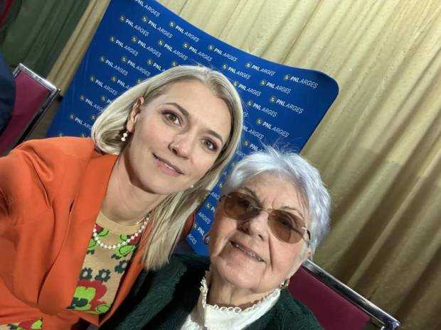 Alina Gorghiu și Norris Măgeanu – întâlnire cu seniorii din Câmpulung