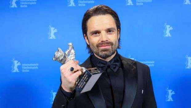 Actorul român Sebastian Stan a obţinut Ursul de Argint pentru cea mai bună interpretare din filmul „A Different Man”